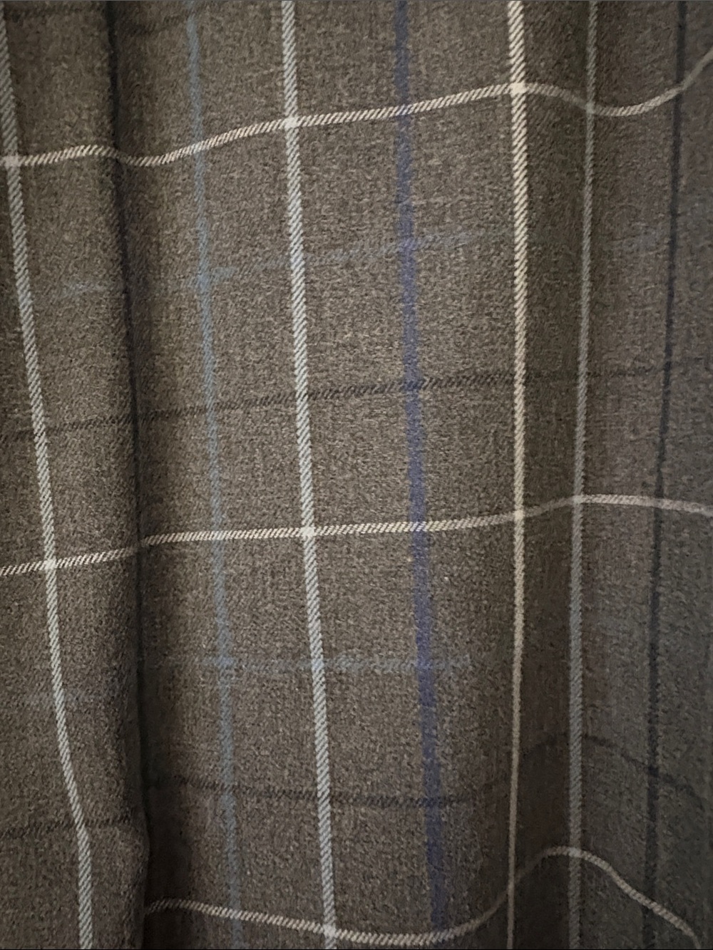 Dockers Men's Gray Plaid Button-Down Shirt with Subtle Blue Windowpane - Picture 5 of 5